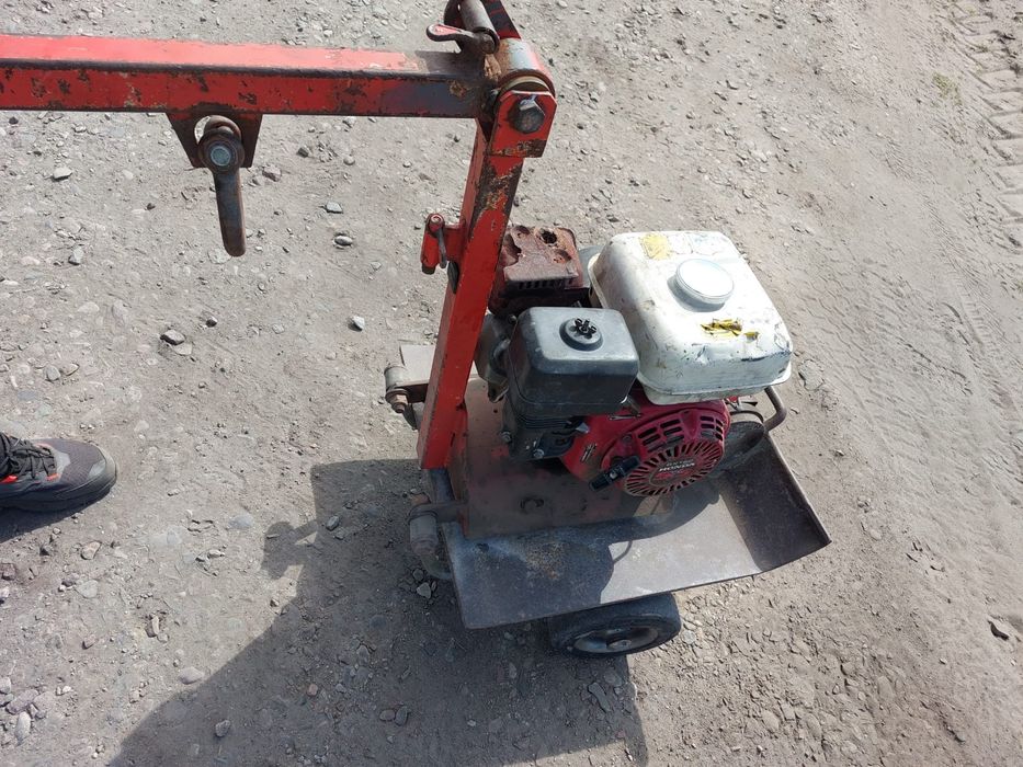 Zageszczarka Honda Gx160 100kg