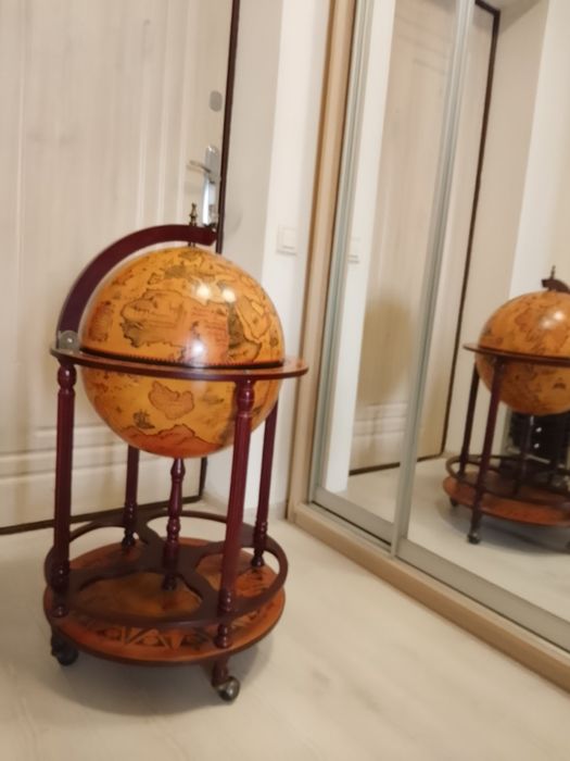 Глобус Бар подарок.