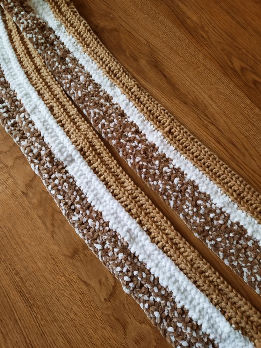 szalik ręcznie robiony