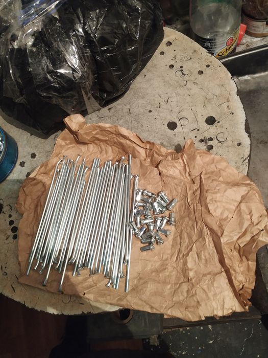 Продам   шпиці на яву 634 тормозну лапку