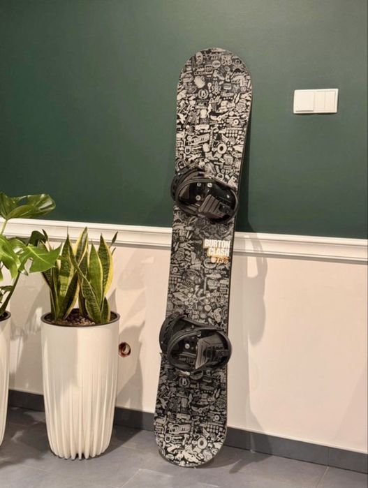 Deska snowboardowa Burton Clash