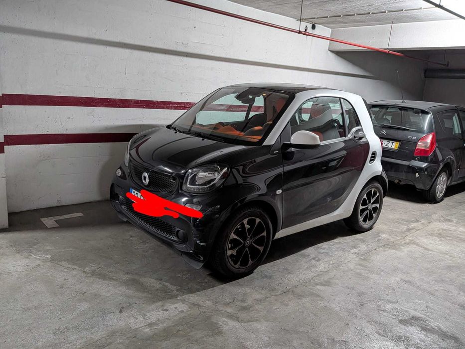 Smart Fortwo 1.0 71cv | 52.400 km | 1 Dono | Teto Panorâmico