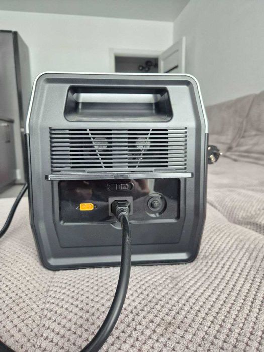 продам зарядну станцію XP1000