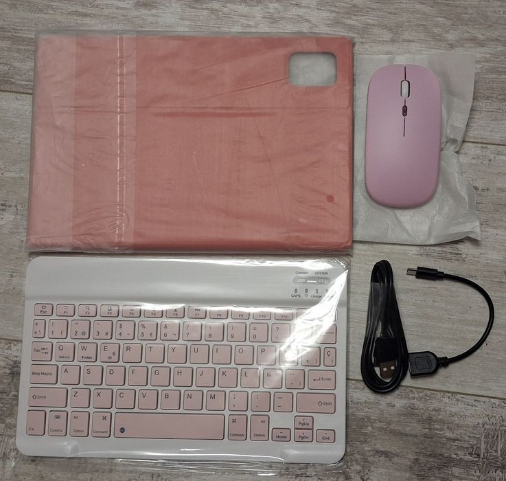 Клавіатура Bluetooth ,мишка + чохол для планшета.
