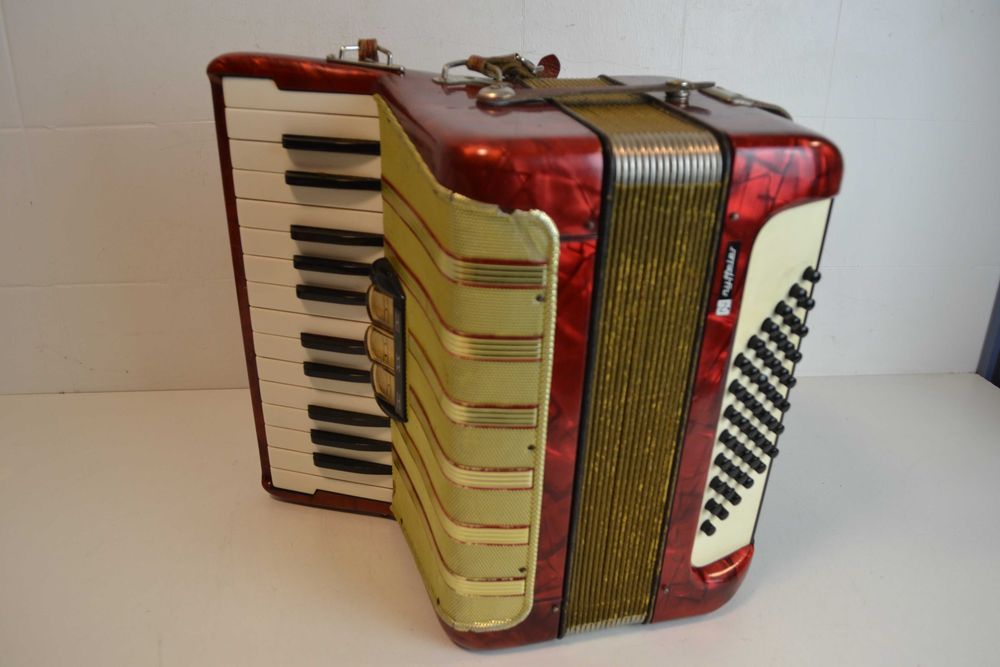 Cordeao Hohner Concerto I 2 Voz 48 Baixos. N 383