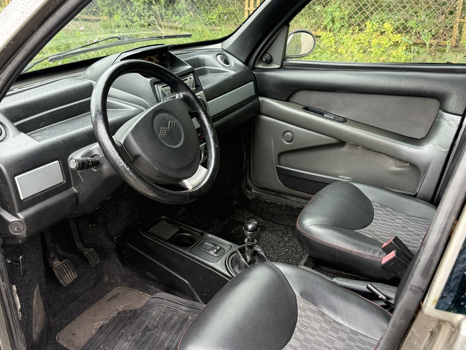 Microcar Aixam Ligier Chatenet JDM Samochód Bez Prawa Jazdy AM L6e 45 km/h