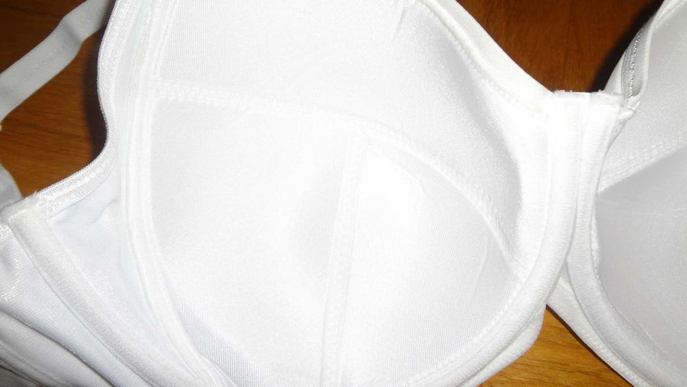 Biustonosz Pretty Secrets Rose 100E, nowy, biały,śliczny