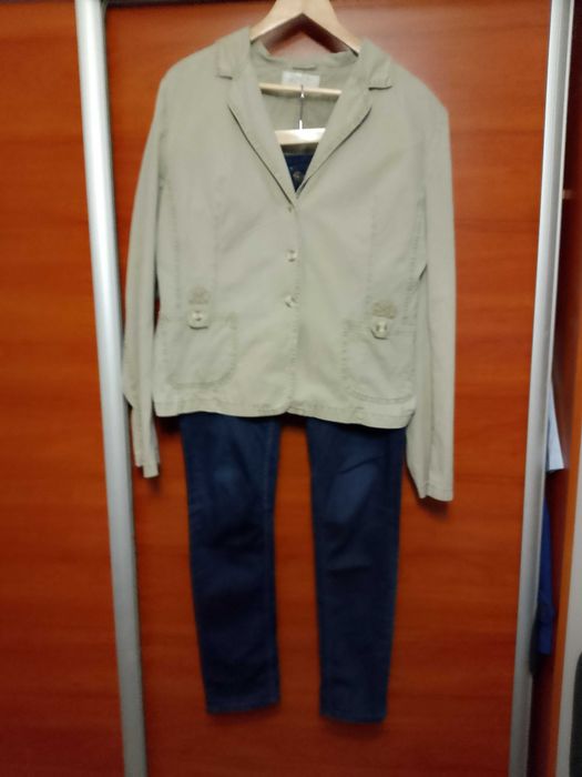 garnitur damski dwuczęściowy