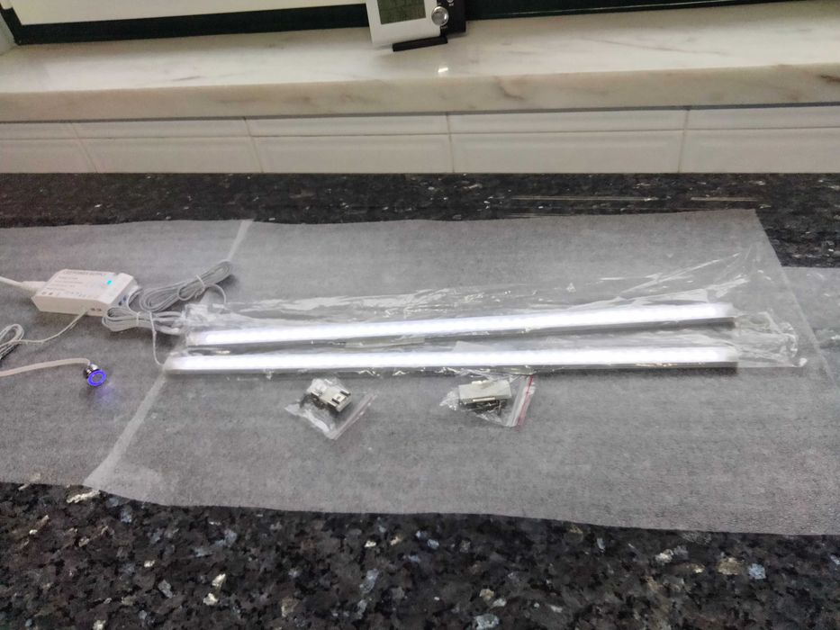 LED Gutters with Brightness Adjustment429129427112448001