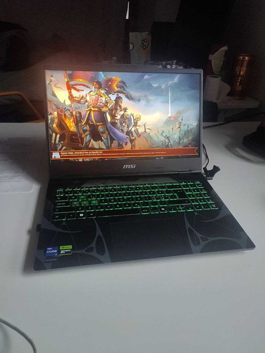 MSI Cyborg 15, RTX5060, I7-13620H, RAM 16GB, SSD 512