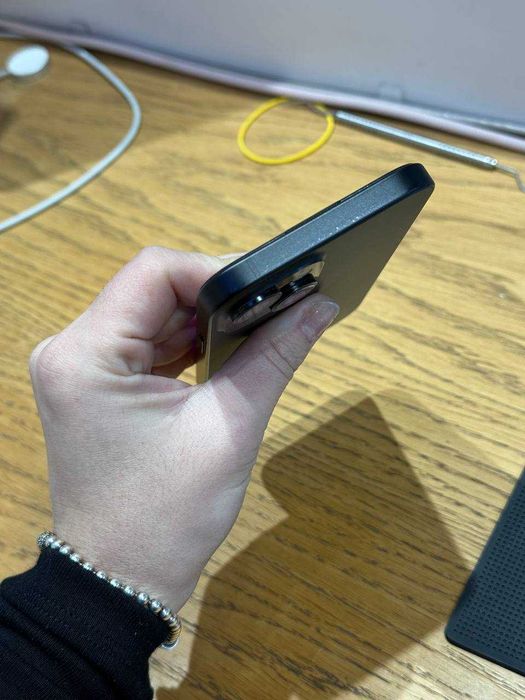 Б/У iPhone 15 128GB Black - Оплата частинами