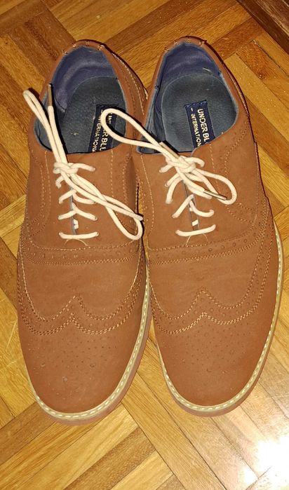 Under Blue brown/camel or navy blue shoes - size 42
