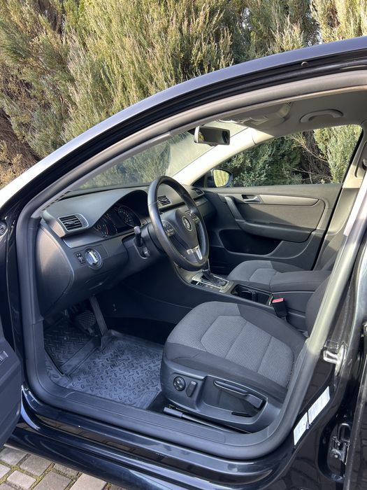 Volkswagen Passat B7 2012 рік