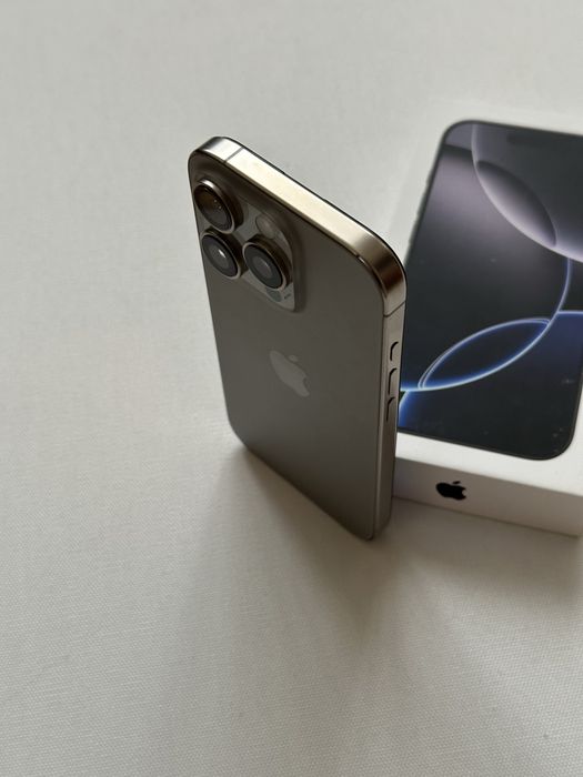 Продам IPhone 16 PRO 512 Neverlock