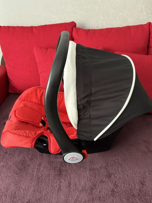 Продам автокрісло для найменших