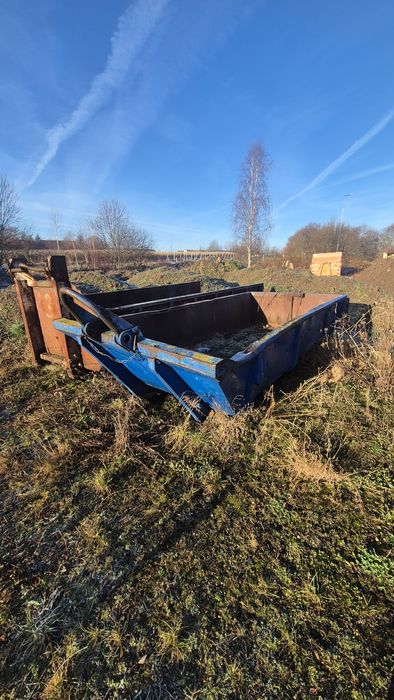 Kontener kontenery duży hak hakowiec