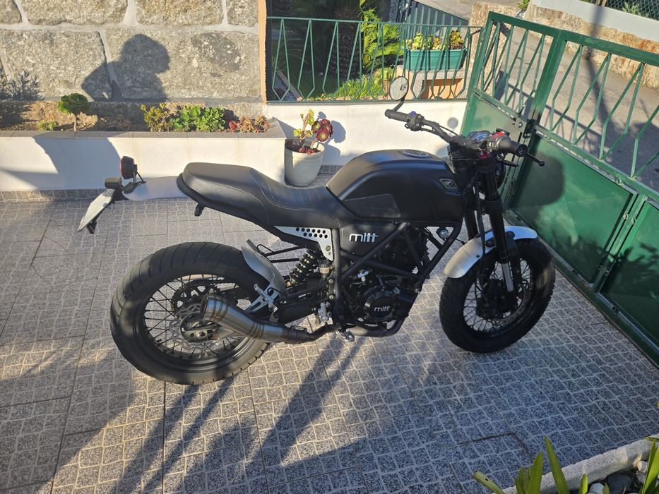 Vendo mota mitt ZY125-15A  gasolina