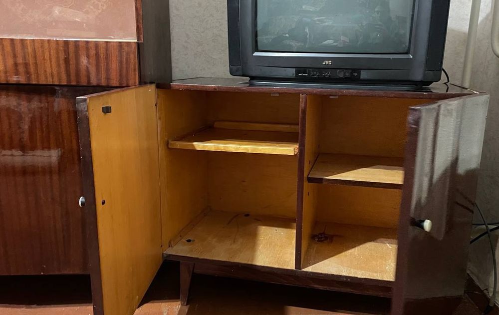 Сервант + тумба Меблі