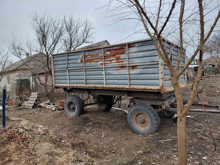 Продам прицеп  2ПТС-4