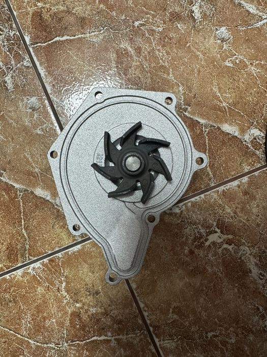 Помпа водяна A213