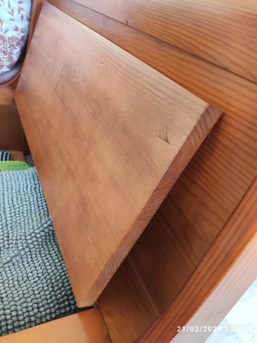 Anúncio Sofá em Madeira Maciça de Pinho