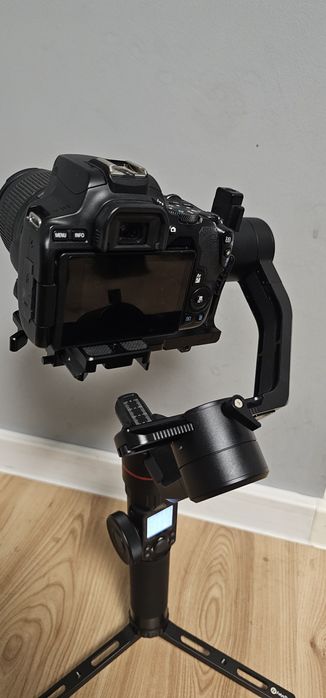 Gimbal Feiyu Tech AK2000 stabilizator ręczny kompletny zestaw jak nowy