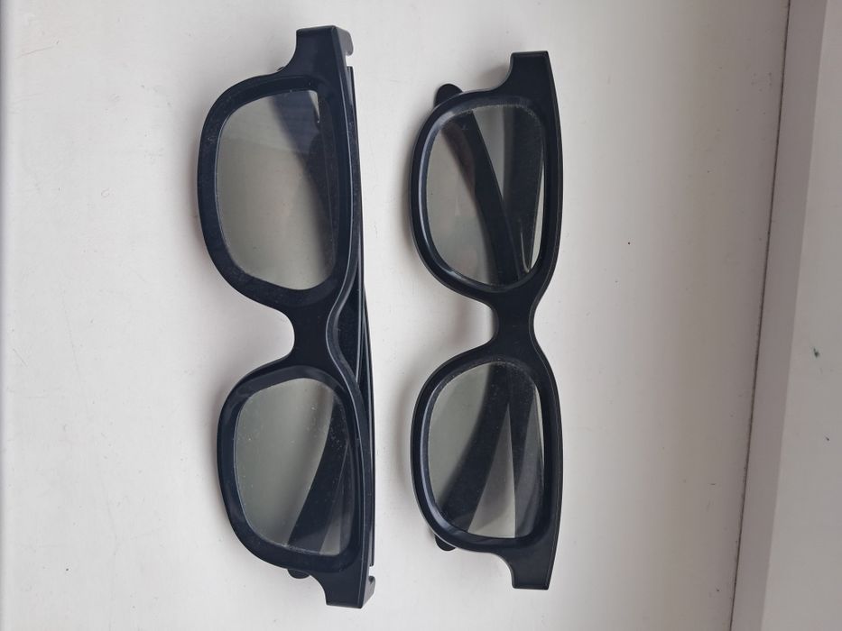 Очки 3д кинотеатров.