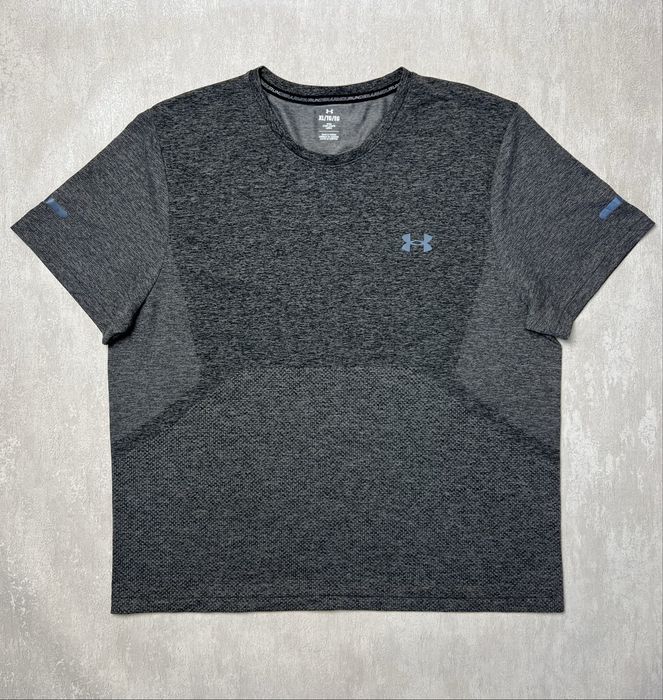 Футболки Under Armour UA SEAMLESS STRIDE SS