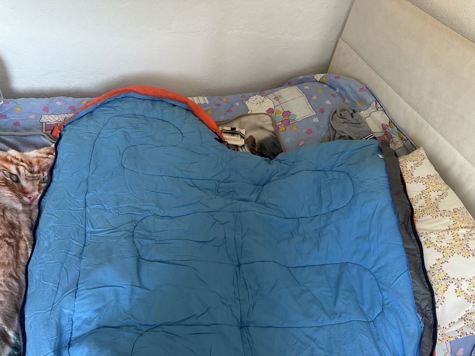 Dois sacos de cama estado novo