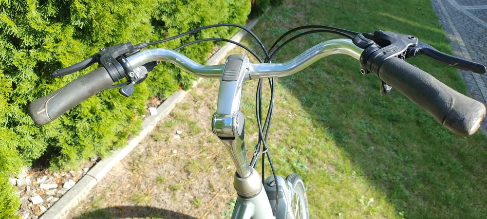 Rower  Gazelle  Geneve hamulce hydrauliczne ,osprzęt Deore