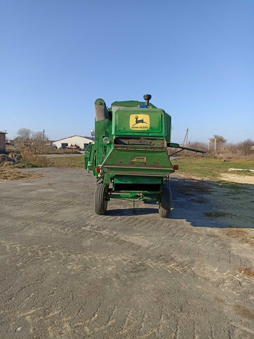 Комбайн Джон дір 1055 +ріпаковий стіл.