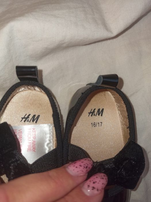 Balerinki niemowlęce H&M 16/17r
