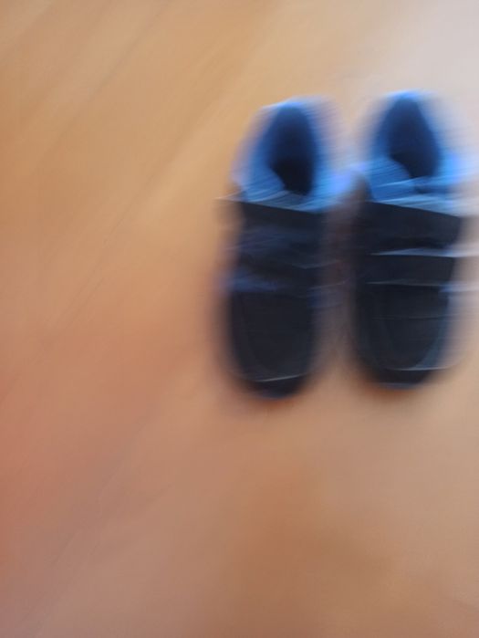 Sapatilhas adidas 25