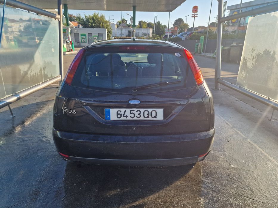 Ford Focus 1.4 Gasolina — photo 4