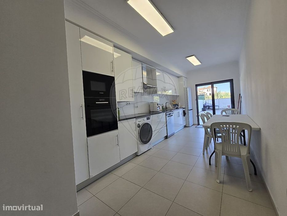 Apartamento T2 para arrendamento