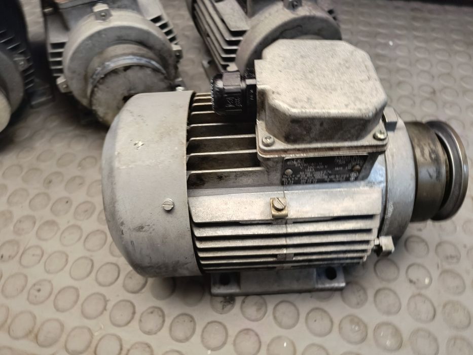 Silnik 0,75kw 1440/min elektryczny motor wiertarka WS15  wiertarki