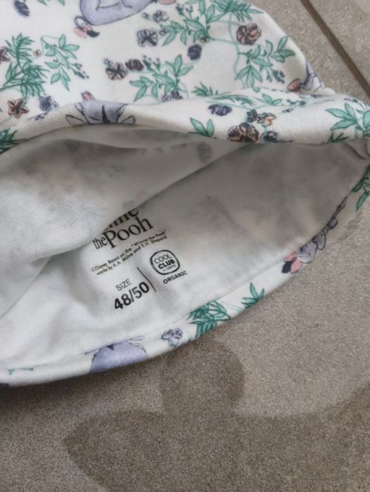 Отдам шапочки и повязки на девочку