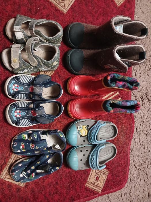 Детская обувь отдам