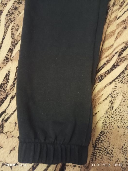 Спортивные мужские штаны. М