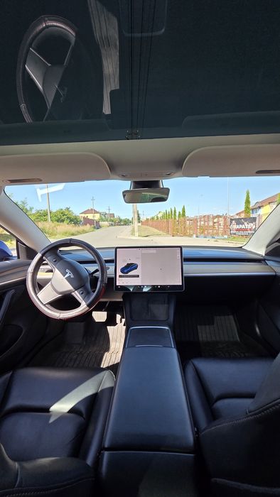 tesla 3 продаж продаю