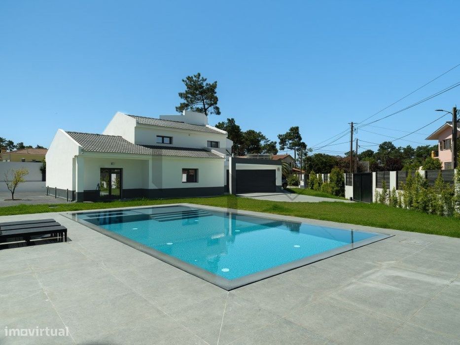 Moradia T4 com Piscina e Garagem para Venda na Verdizela, Charneca ...