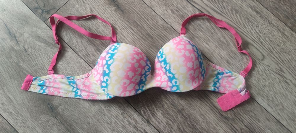 Biustonosz strój kąpielowy