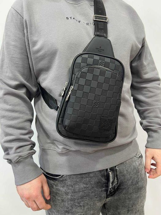 Сумка-слінг Louis Vuitton чоловіча LV сумка через плече