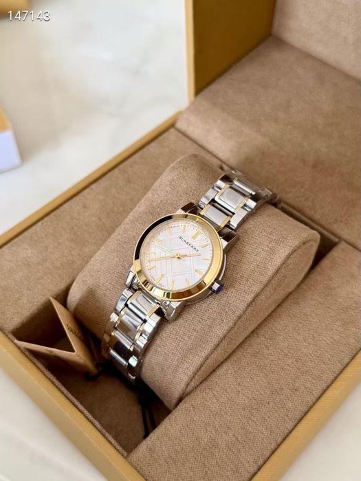 Жіночий годинник Burberry
