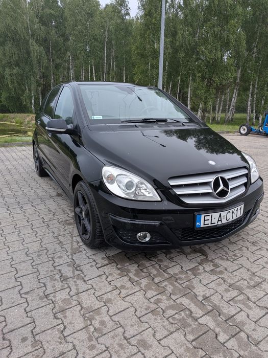 Sprzedam samochód osobowy Mercedes Benz B klasa 180