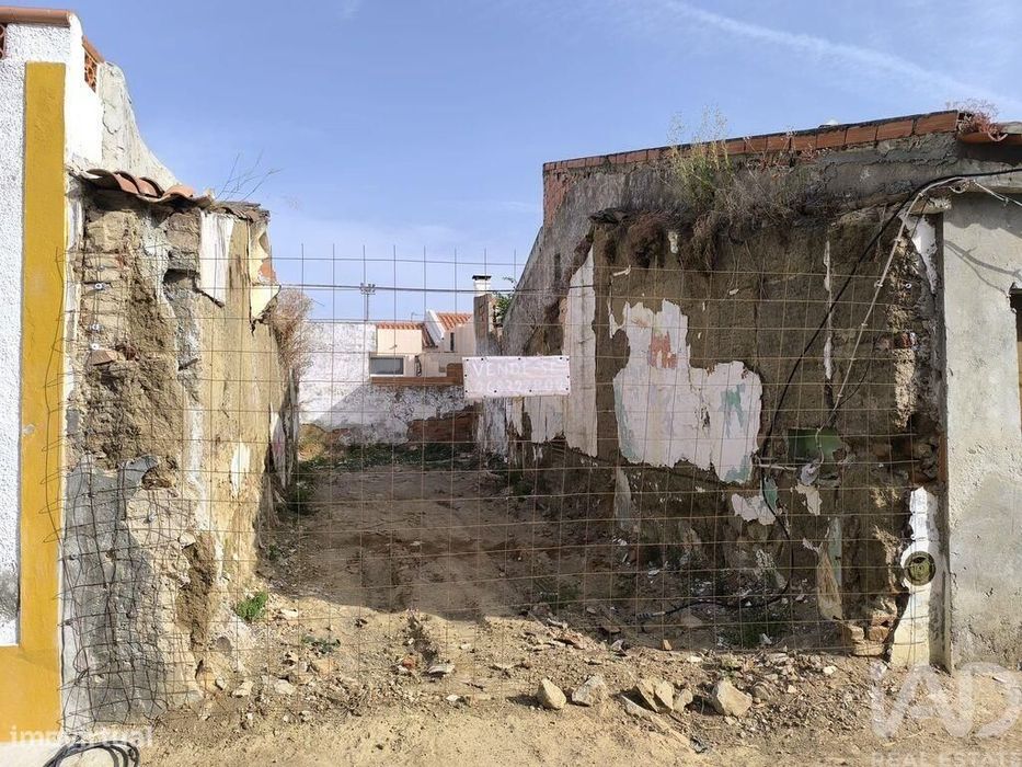 Terreno em Cuba de 55,00 m2