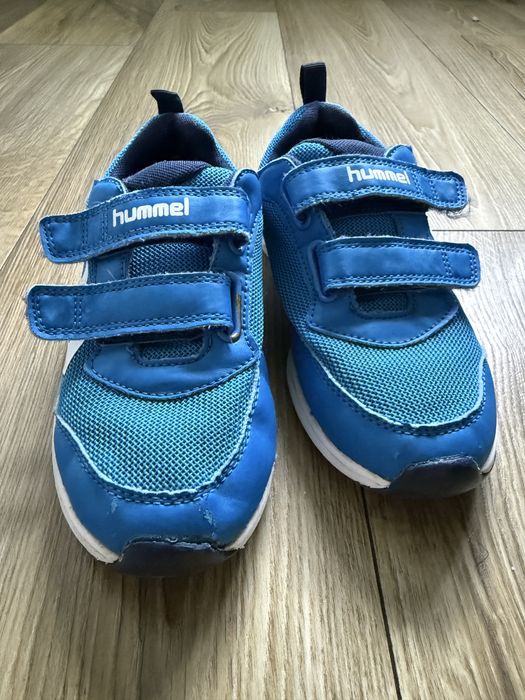 Buty Hummel niebieskie rozmiar 32