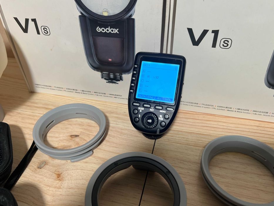 Godox V1 S (Sony) flash kit - 2.4 GHz X System