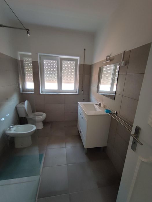 Quarto para arrendar em Valença