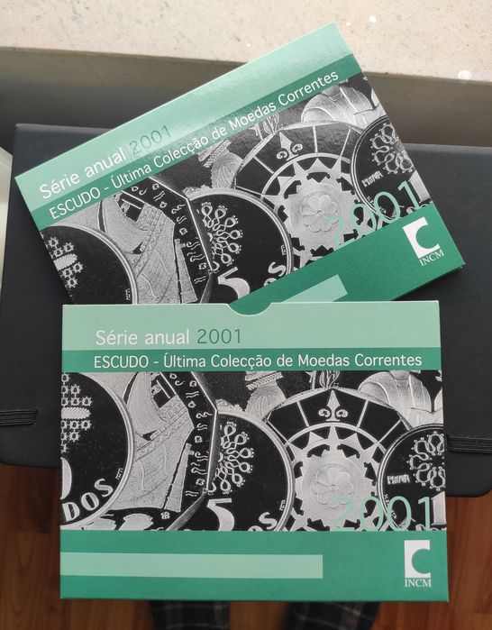 Moedas Escudos em carteira BNC 2001